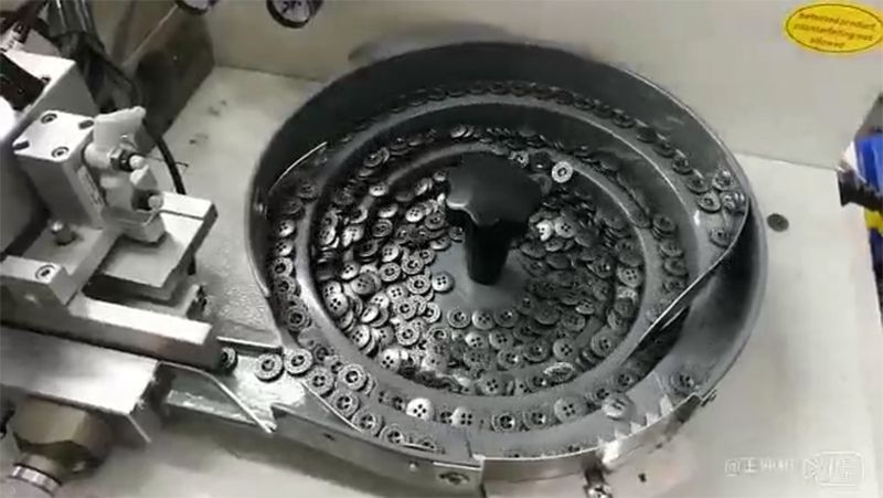 Computerized Button Attaching Machine